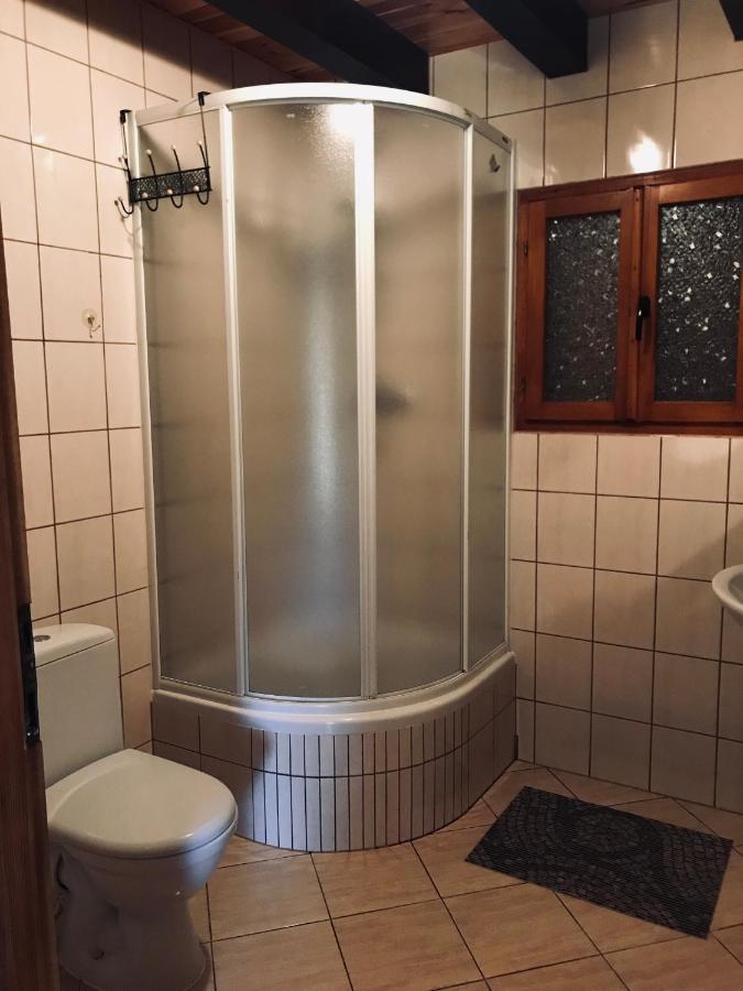 Domek Pod Lasem Lubycza Krolewska 外观 照片